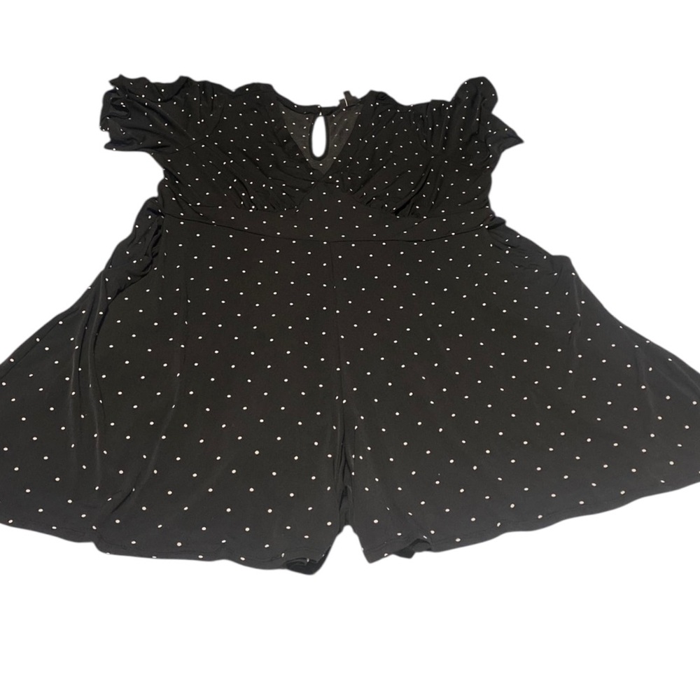 Torrid Polka Dot Romper Women’s 3X Black White Jersey Knit Pockets Flutter